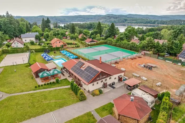 Prodej restaurace, Kovářov, 563 m2