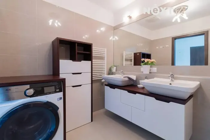 Pronájem bytu 3+kk, České Budějovice, Staroměstská, 99 m2