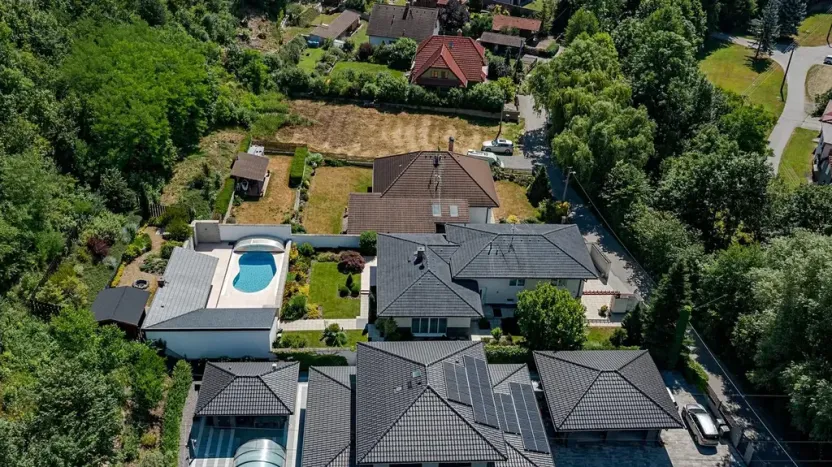Prodej rodinného domu, Benátky, 241 m2
