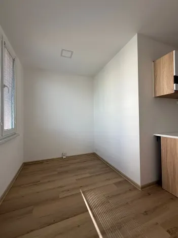 Pronájem bytu 2+1, Písek, nábřeží 1. máje, 64 m2