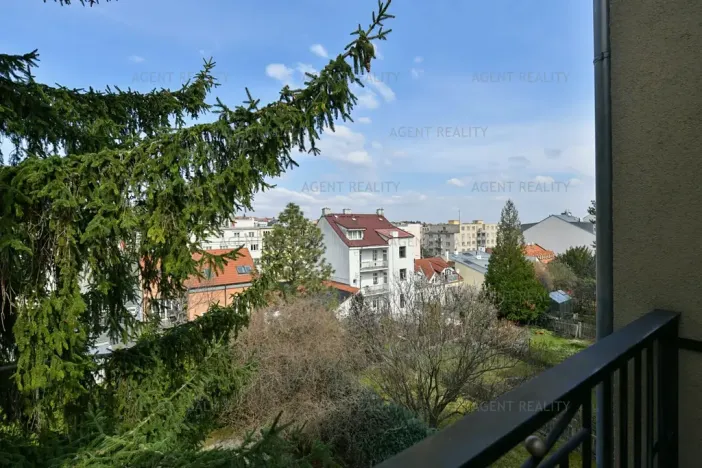 Pronájem bytu 3+kk, Praha - Břevnov, 8. listopadu, 80 m2