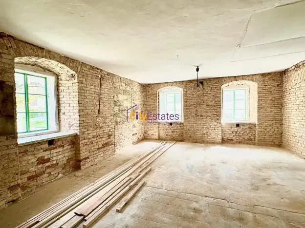 Prodej rodinného domu, Tuhaň, 700 m2