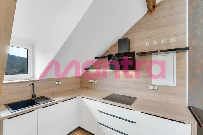 Prodej vícegeneračního domu, Praha, V Podbabě, 90 m2