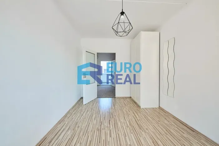 Pronájem bytu 2+1, Praha - Hlubočepy, Werichova, 65 m2