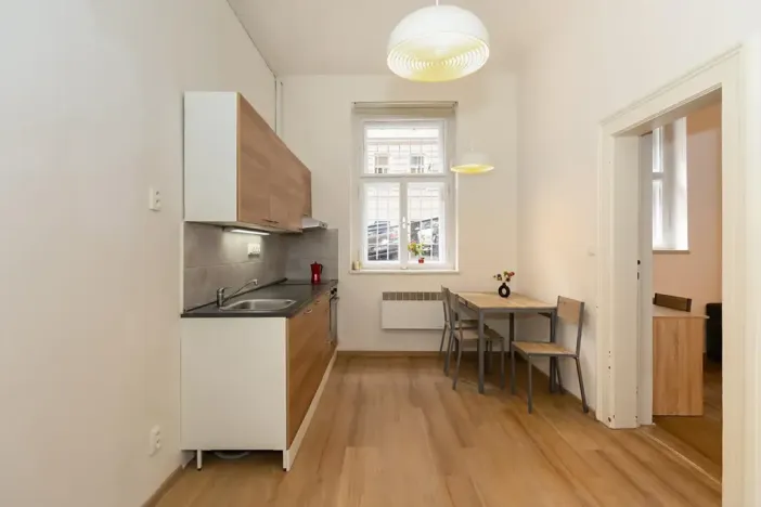 Pronájem komerční nemovitosti, Praha - Smíchov, Grafická, 29 m2