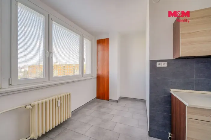 Pronájem bytu 2+1, Plzeň - Skvrňany, Macháčkova, 62 m2