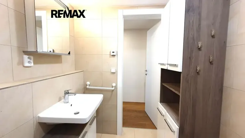 Pronájem bytu 2+kk, Praha - Libeň, Primátorská, 50 m2
