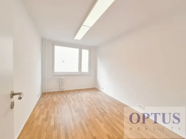 Pronájem kanceláře, Praha - Smíchov, U Demartinky, 191 m2
