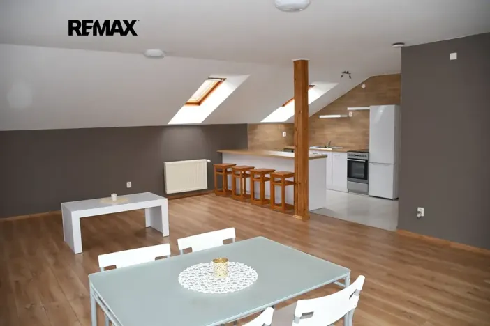 Pronájem bytu 2+kk, Plzeň, Resslova, 78 m2