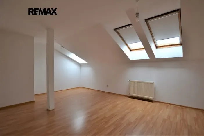 Pronájem bytu 2+kk, Plzeň, Resslova, 78 m2