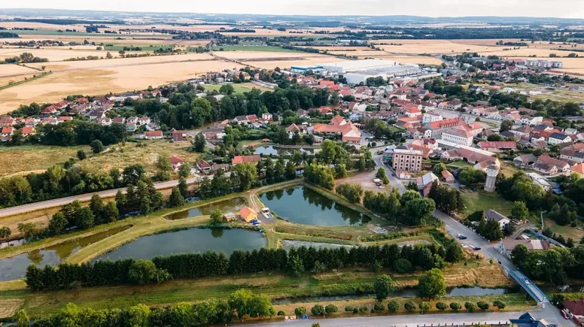 Prodej pozemku pro bydlení, Dašice, Jungmannova, 1000 m2