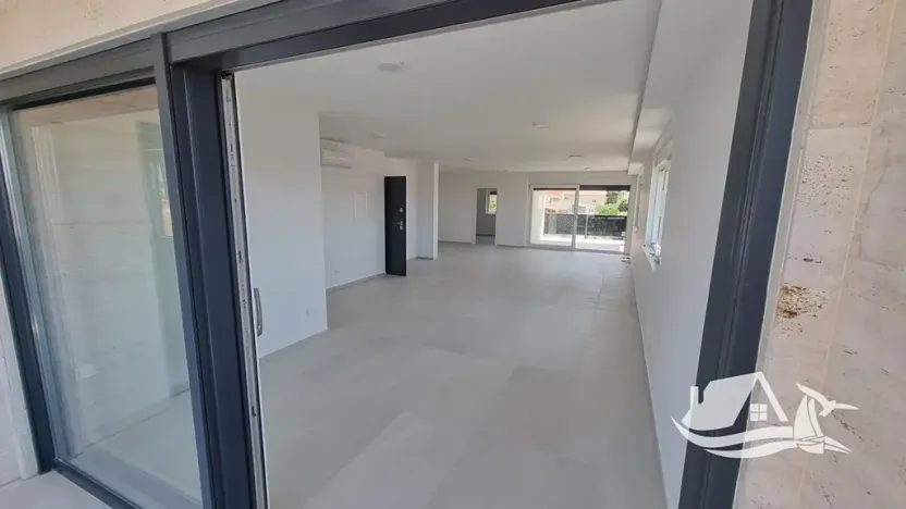 Prodej bytu 4+kk, Privlaka, Chorvatsko, 160 m2