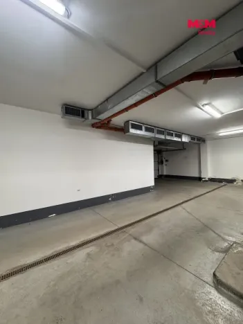 Prodej garážového stání, Špindlerův Mlýn, 12 m2