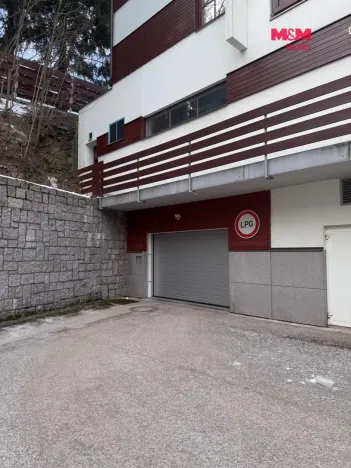 Prodej garážového stání, Špindlerův Mlýn, 12 m2