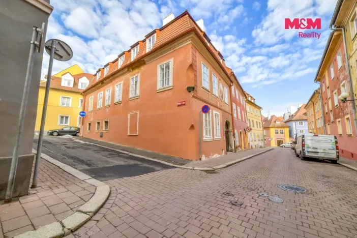 Pronájem bytu 1+kk, Cheb, Růžová, 27 m2