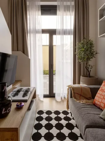 Pronájem bytu 1+kk, Praha - Hloubětín, Poděbradská, 34 m2