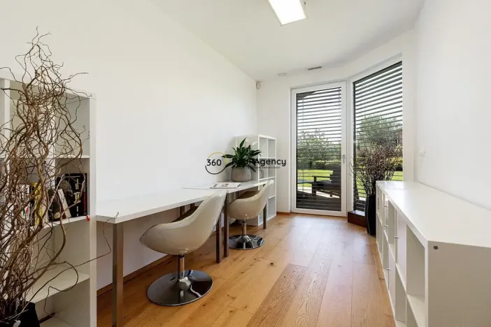 Prodej rodinného domu, Trnová, 214 m2