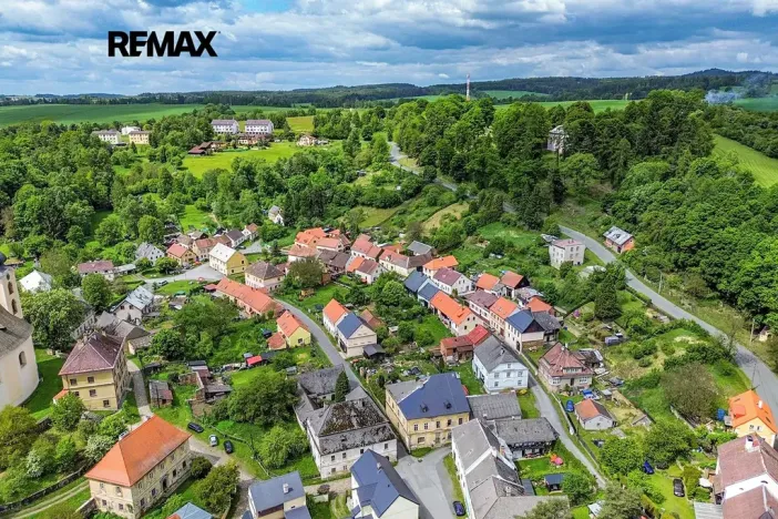 Prodej vícegeneračního domu, Úterý, 677 m2