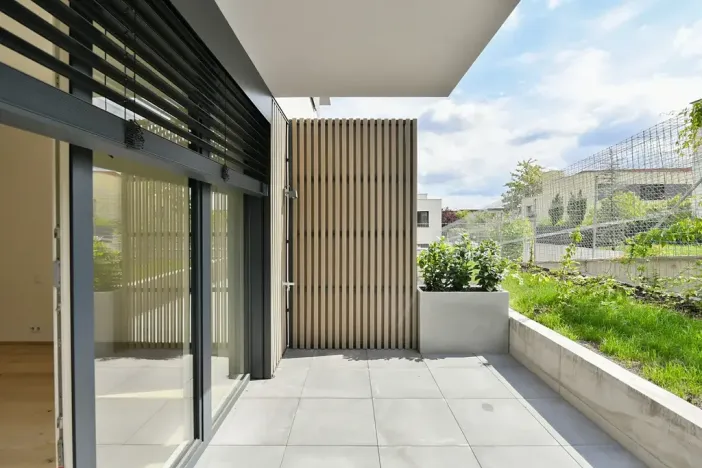Pronájem bytu 1+kk, Praha - Velká Chuchle, Na hvězdárně, 36 m2