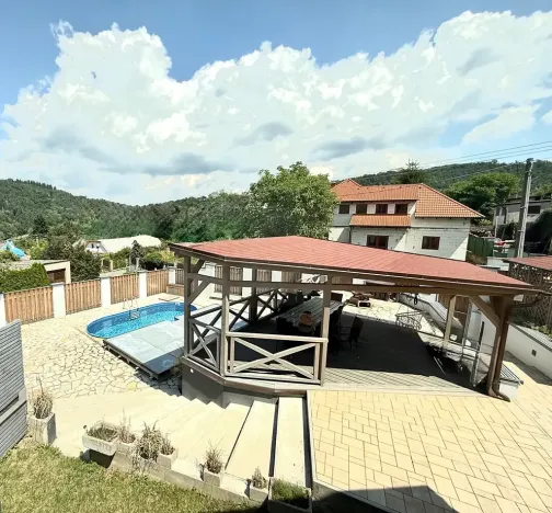 Prodej rodinného domu, Roztoky, 234 m2