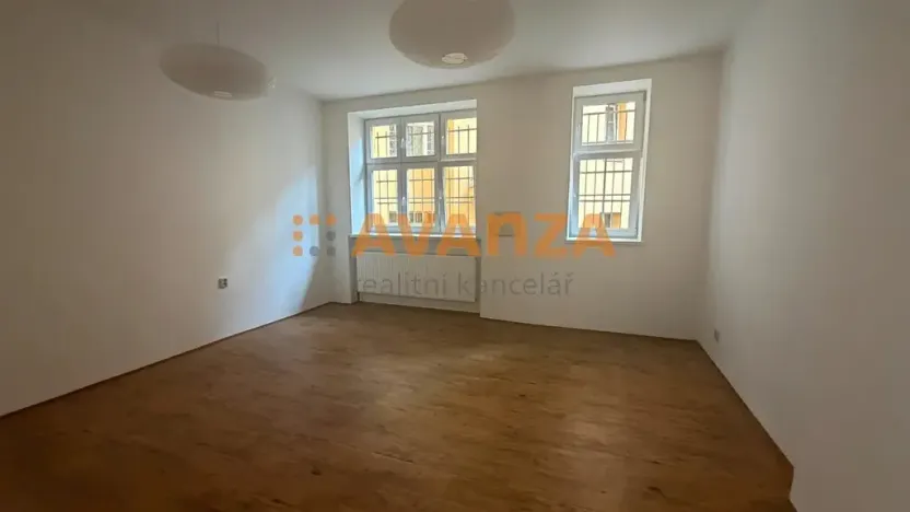 Prodej bytu 2+kk, Děčín, Divišova, 75 m2