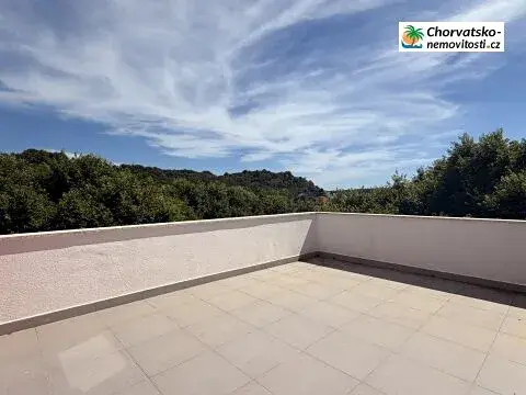 Prodej bytu 3+kk, Palit, Chorvatsko, 72 m2