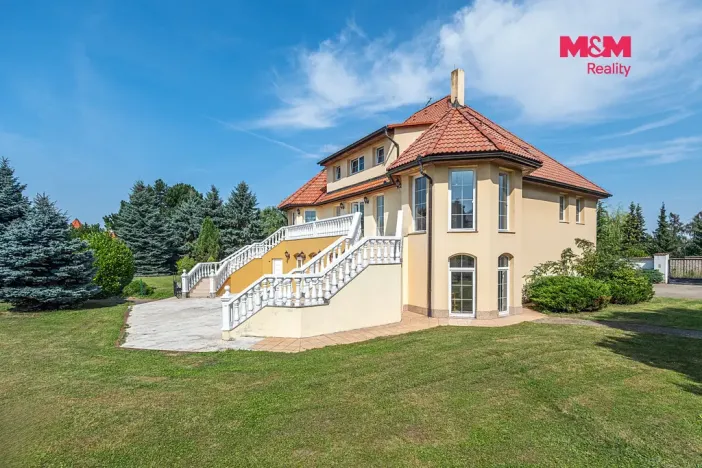 Pronájem rodinného domu, Říčany - Radošovice, Mozartova, 395 m2