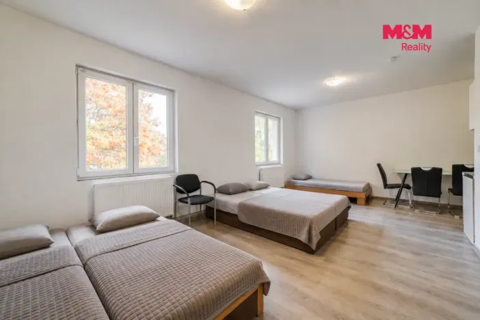 Prodej činžovního domu, Nová Role, Tovární, 360 m2