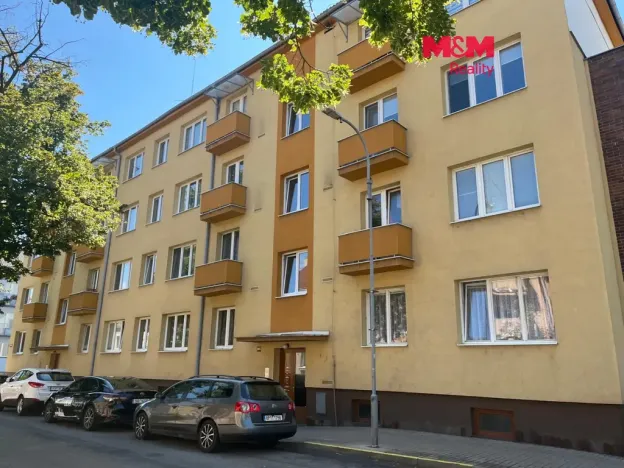 Prodej bytu 2+1, Louny, Fűgnerova, 55 m2