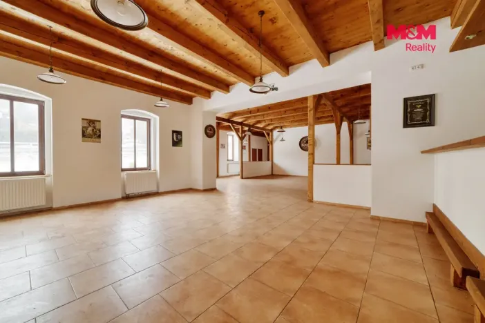 Prodej rodinného domu, Stráž nad Ohří - Boč, 500 m2