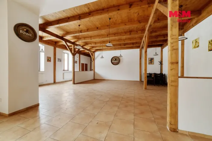 Prodej rodinného domu, Stráž nad Ohří - Boč, 500 m2