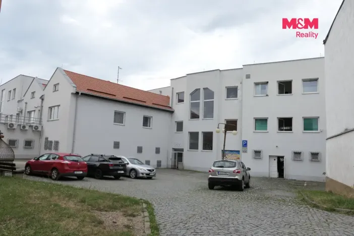 Pronájem kanceláře, Žebrák, Náměstí, 60 m2