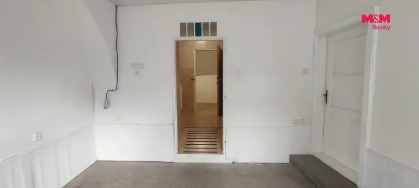 Pronájem komerční nemovitosti, Hranice - Hranice IV-Drahotuše, 29 m2