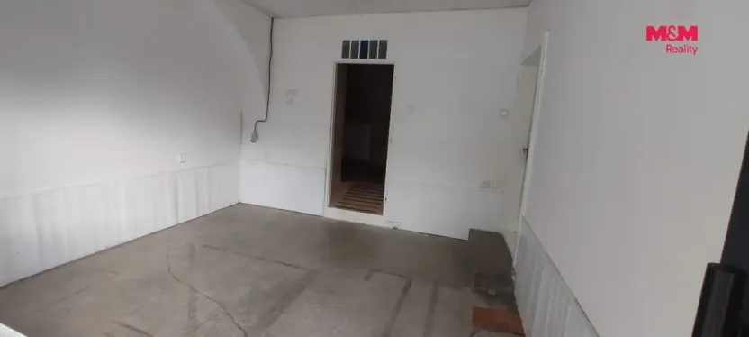Pronájem komerční nemovitosti, Hranice - Hranice IV-Drahotuše, 29 m2