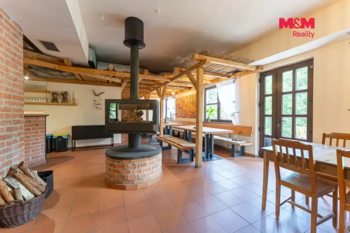 Prodej ubytování, Horní Slavkov, Ke Koupališti, 443 m2