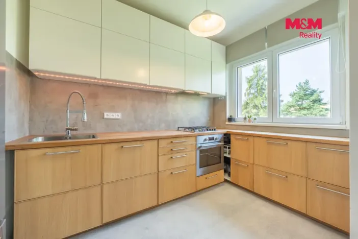 Prodej bytu 3+kk, Kladno, Kordačova, 74 m2