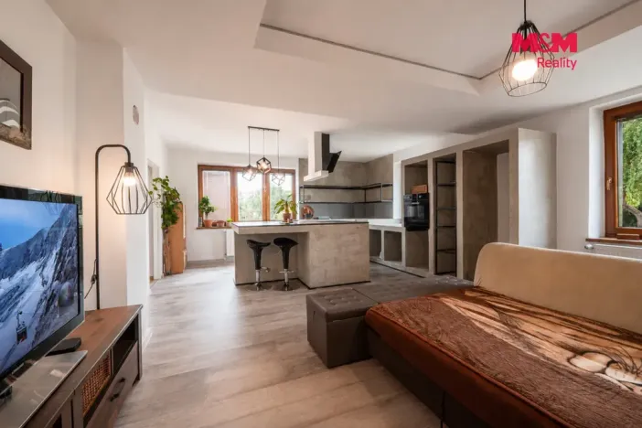 Prodej rodinného domu, Hrádek nad Nisou - Donín, Tovární, 260 m2
