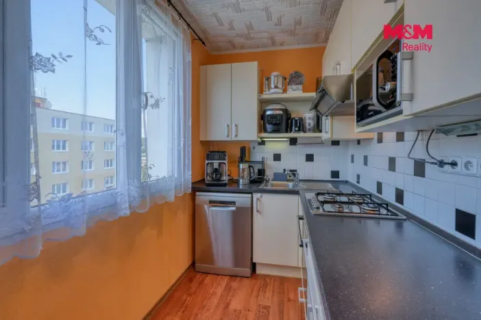 Prodej bytu 4+1, Heřmanova Huť - Vlkýš, Sídliště, 87 m2