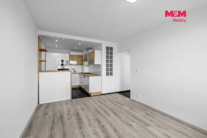 Pronájem bytu 2+kk, Kladno, Čs. armády, 46 m2