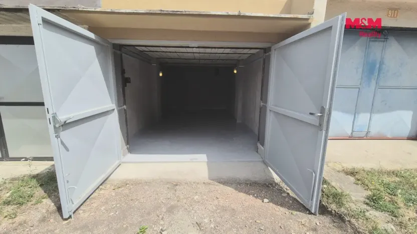 Pronájem garáže, Kladno, Šulcova, 20 m2