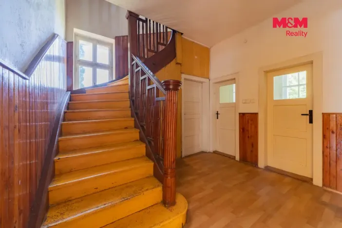 Prodej rodinného domu, Karlovy Vary - Bohatice, Hlavní, 224 m2