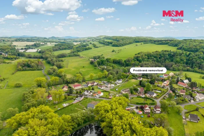 Prodej pozemku pro bydlení, Velké Chvojno - Žďár, 1025 m2