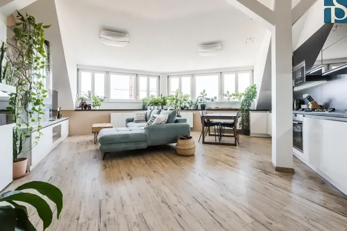 Prodej bytu 2+kk, Praha - Strašnice, Černokostelecká, 70 m2