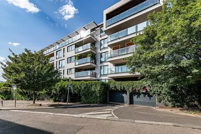 Pronájem bytu 1+kk, Praha - Vinohrady, Italská, 38 m2