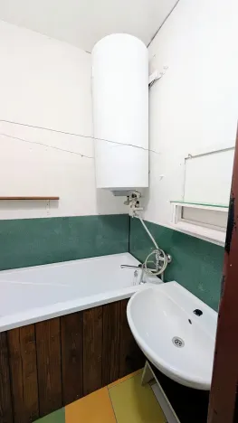 Pronájem bytu 3+1, Chodová Planá, sídliště Lučina, 73 m2