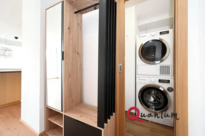 Pronájem bytu 3+kk, Praha - Žižkov, Květinková, 78 m2
