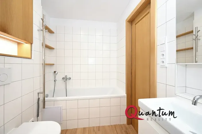 Pronájem bytu 3+kk, Praha - Žižkov, Květinková, 78 m2