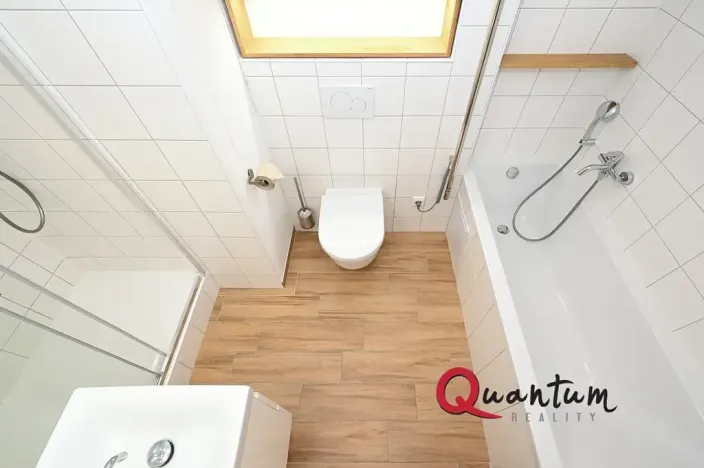 Pronájem bytu 3+kk, Praha - Žižkov, Květinková, 78 m2