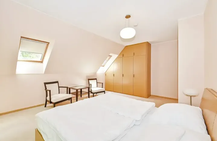Prodej rodinného domu, Karlovy Vary, Slovenská, 149 m2
