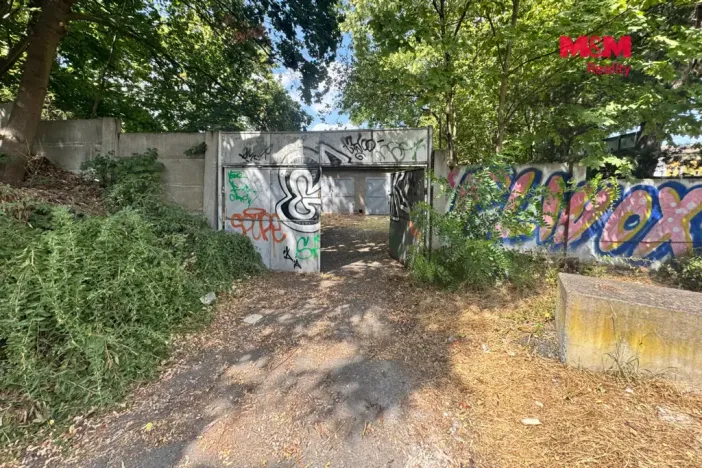 Pronájem garáže, Plzeň, Doudlevecká, 18 m2